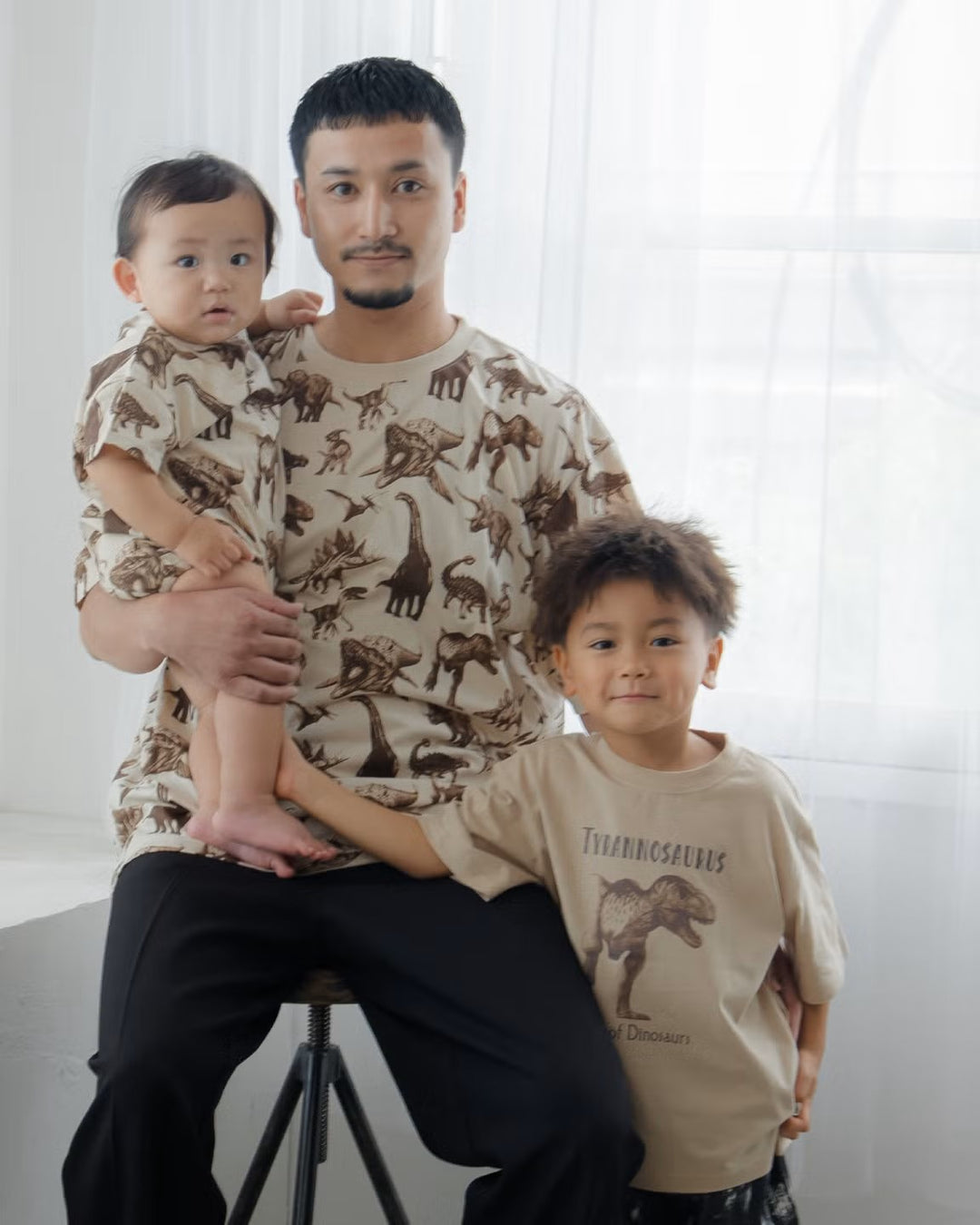 キョウリュウロンパースFL620408