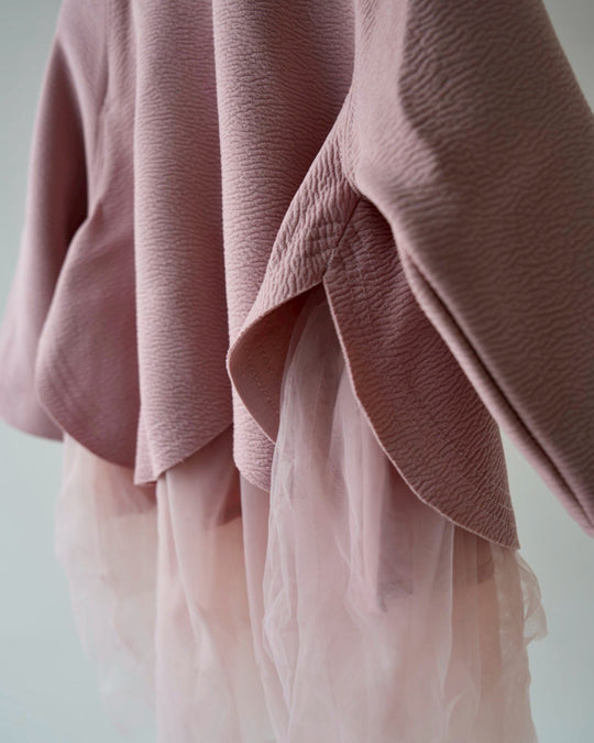 チュールレイヤーラペルトップス