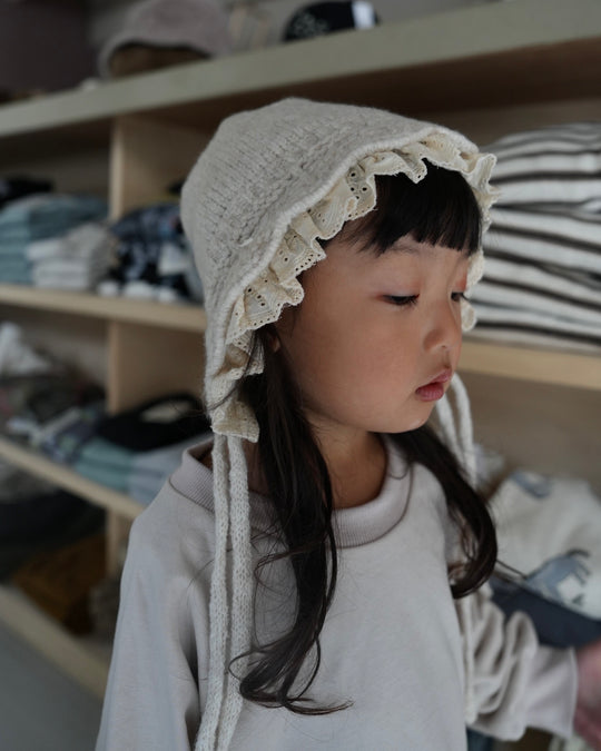 フリルニットボンネ