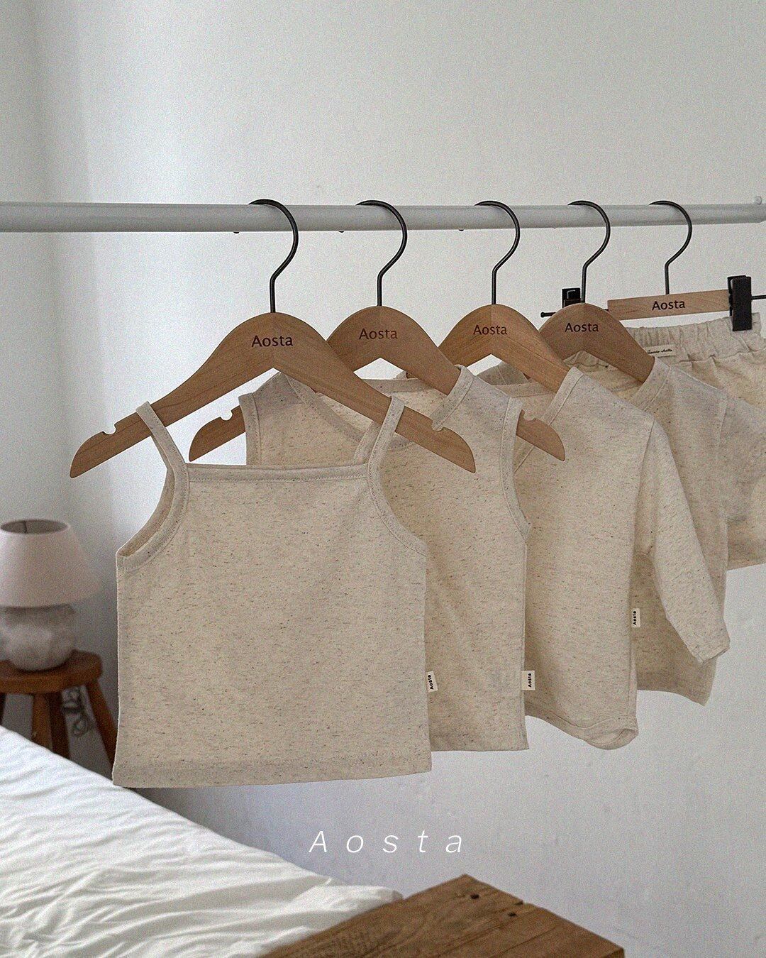 [aosta]linen string T