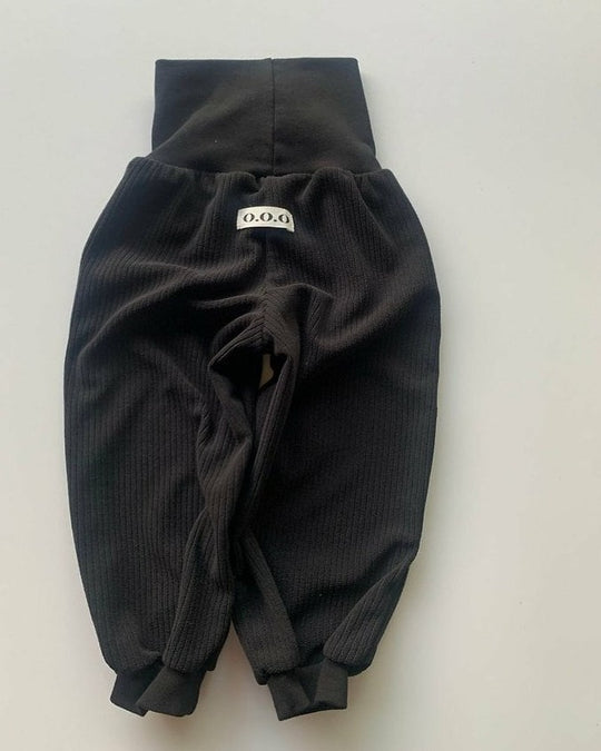 [O.O.O]mare pants