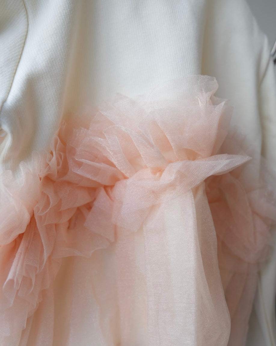 チュールフリルトップス