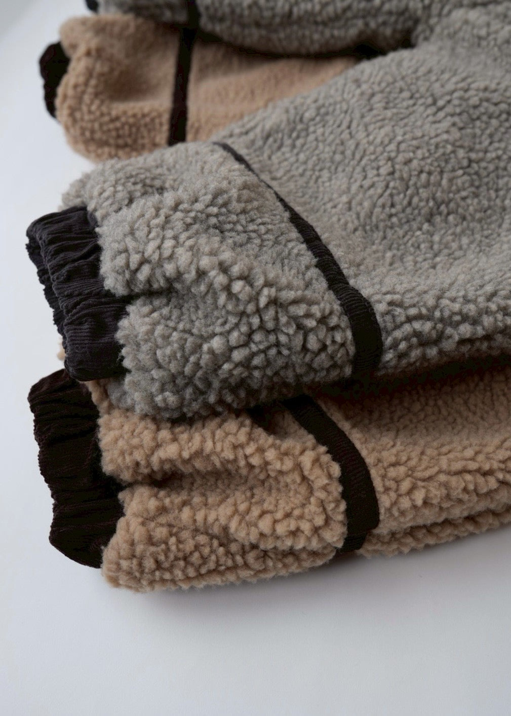 裏起毛ラインボアパンツ