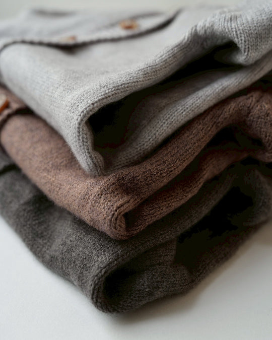 ねこ耳フーディニットロンパース