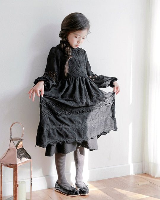 カットワークワンピース