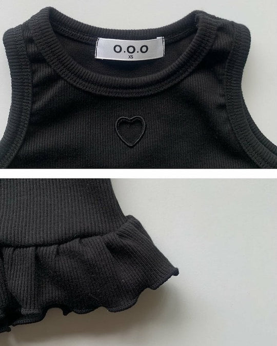[O.O.O]aster vest