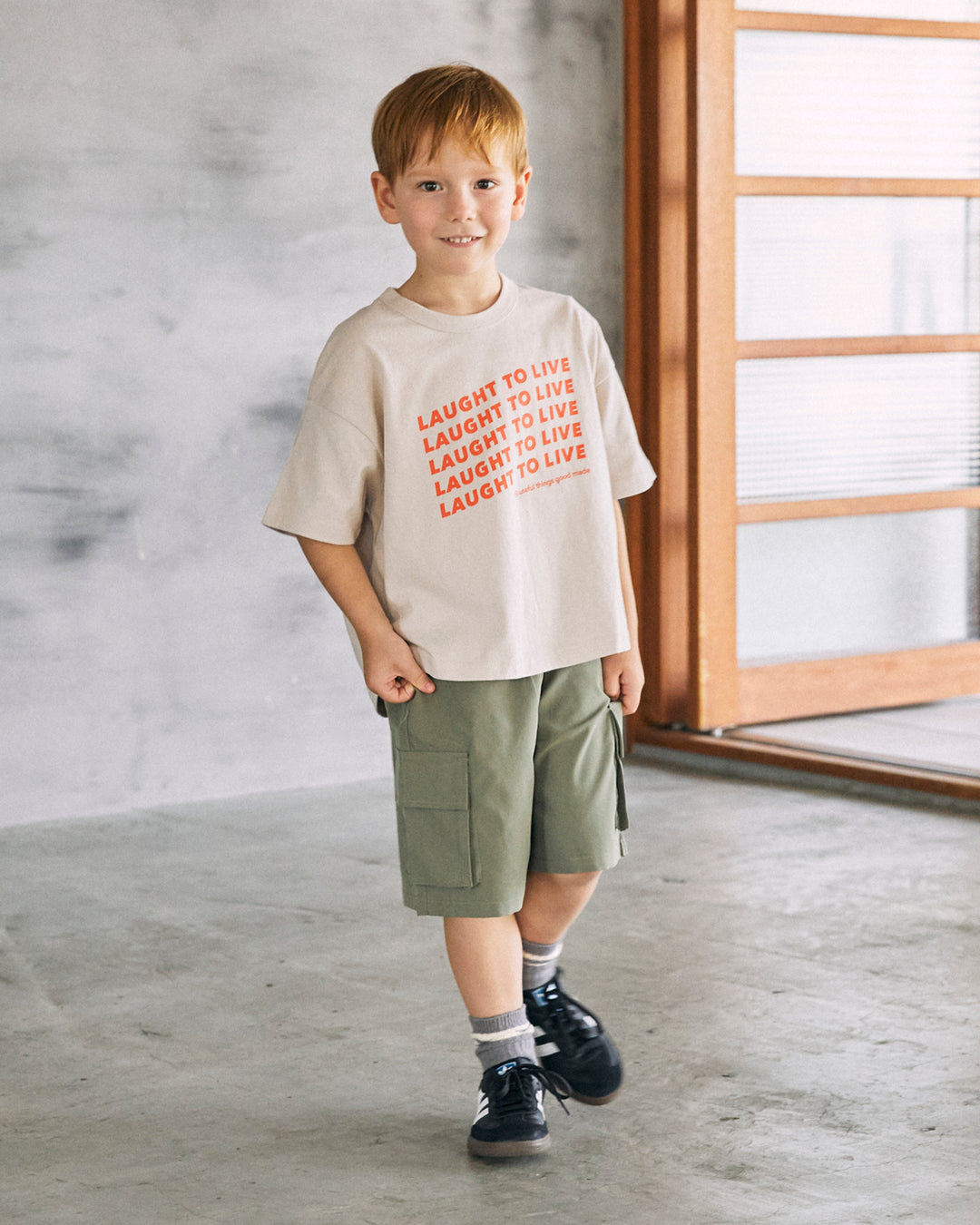 [GENERATOR]LAUGHT Tシャツ906405