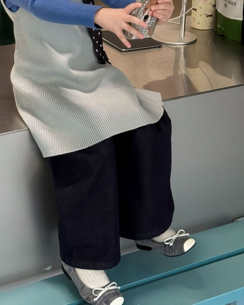 タックワイドデニムパンツ.