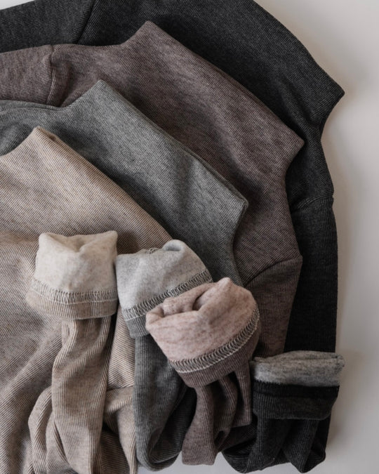 裏起毛モックネックトップス