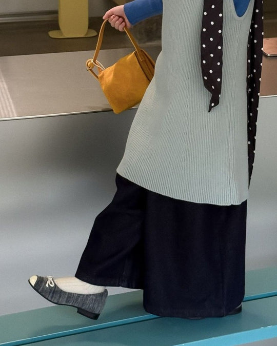 タックワイドデニムパンツ.