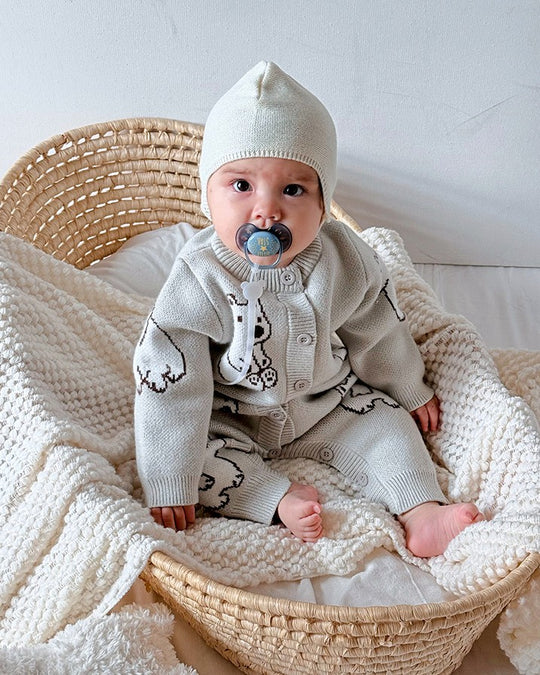 しろくまニットロンパース