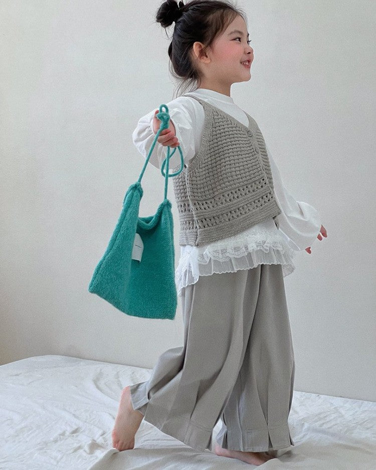 裾タックボリュームパンツ