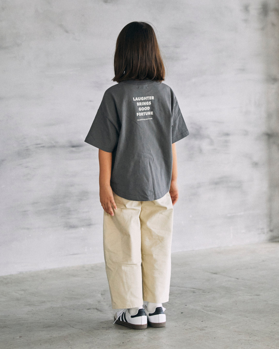 [GENERATOR]LAUGHT Tシャツ906405