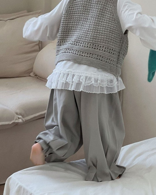 裾タックボリュームパンツ