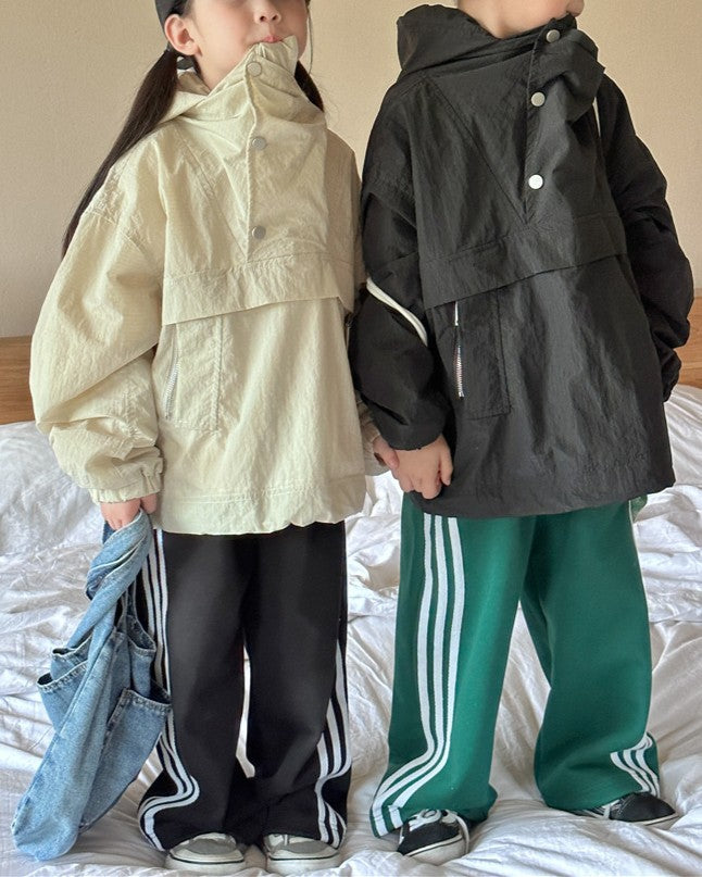 トラックパンツ