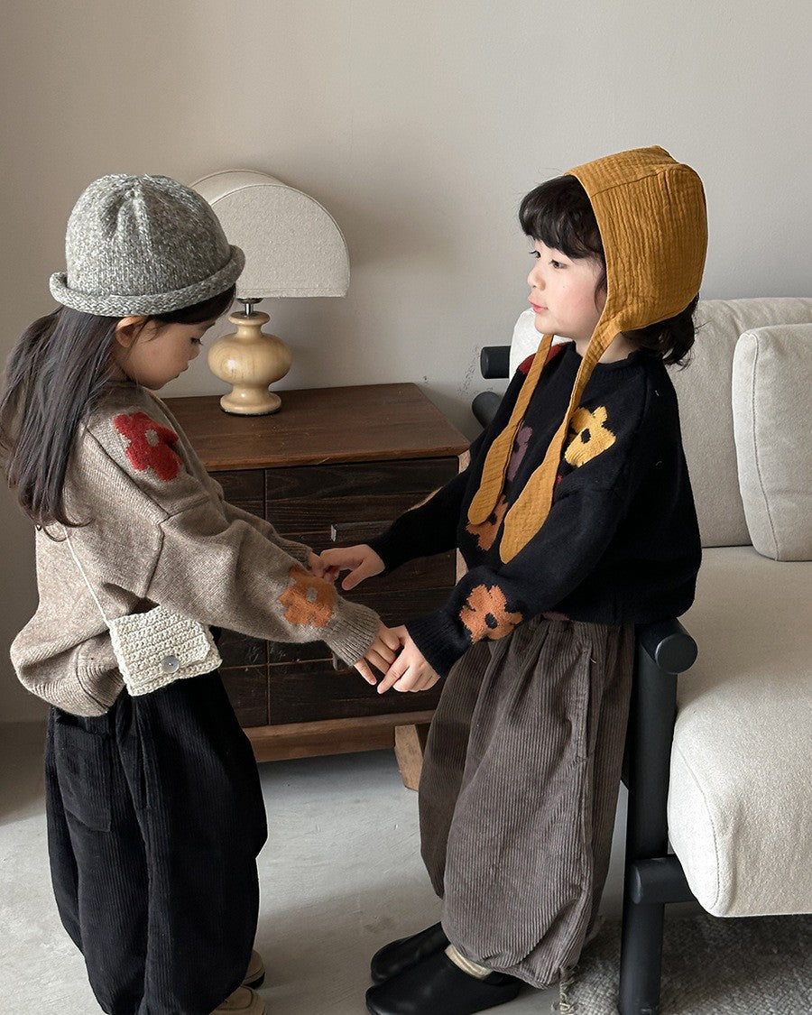 フラワージャガードニット