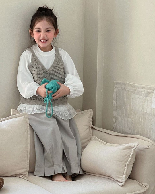 裾タックボリュームパンツ