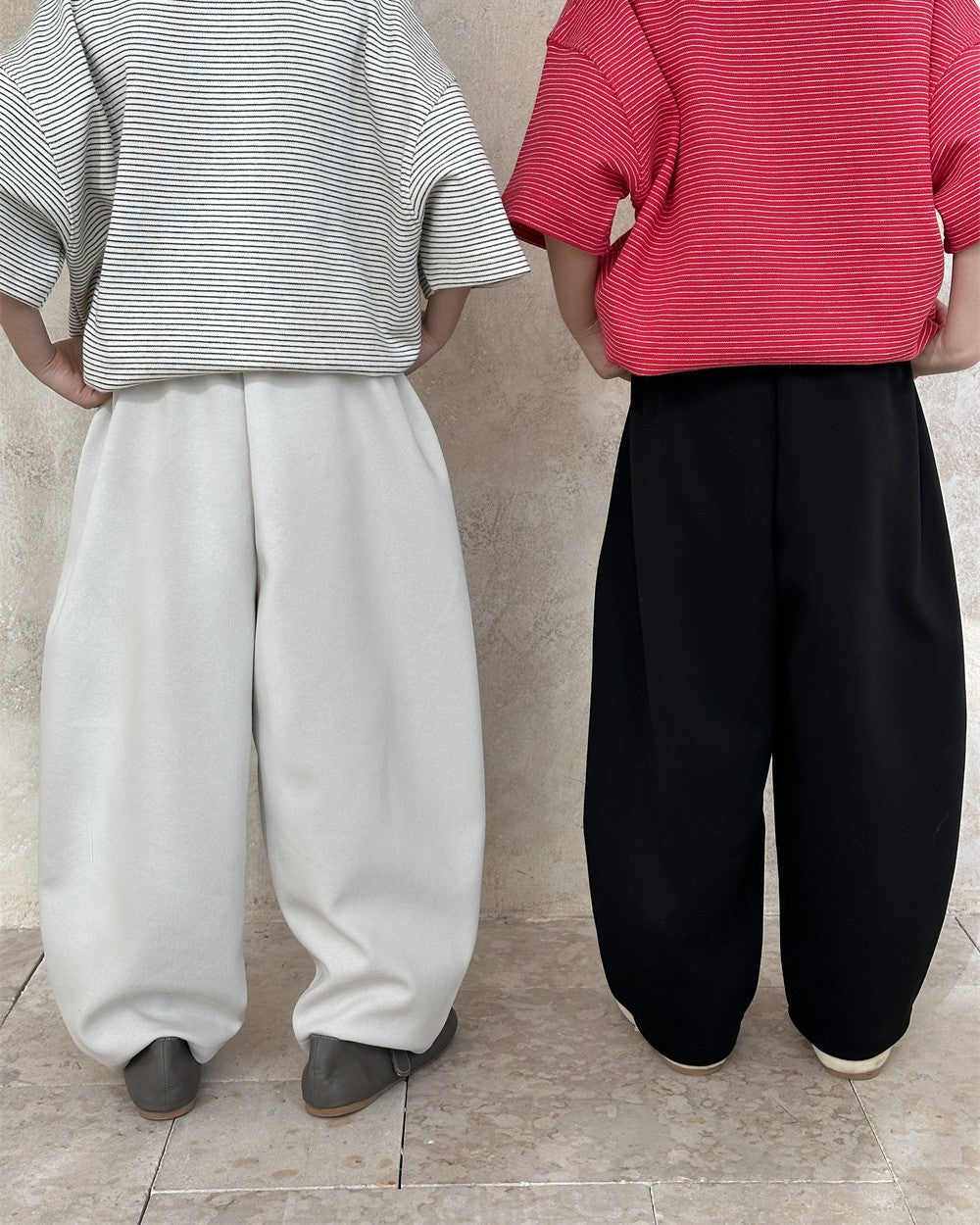 テーパードスウェットパンツ