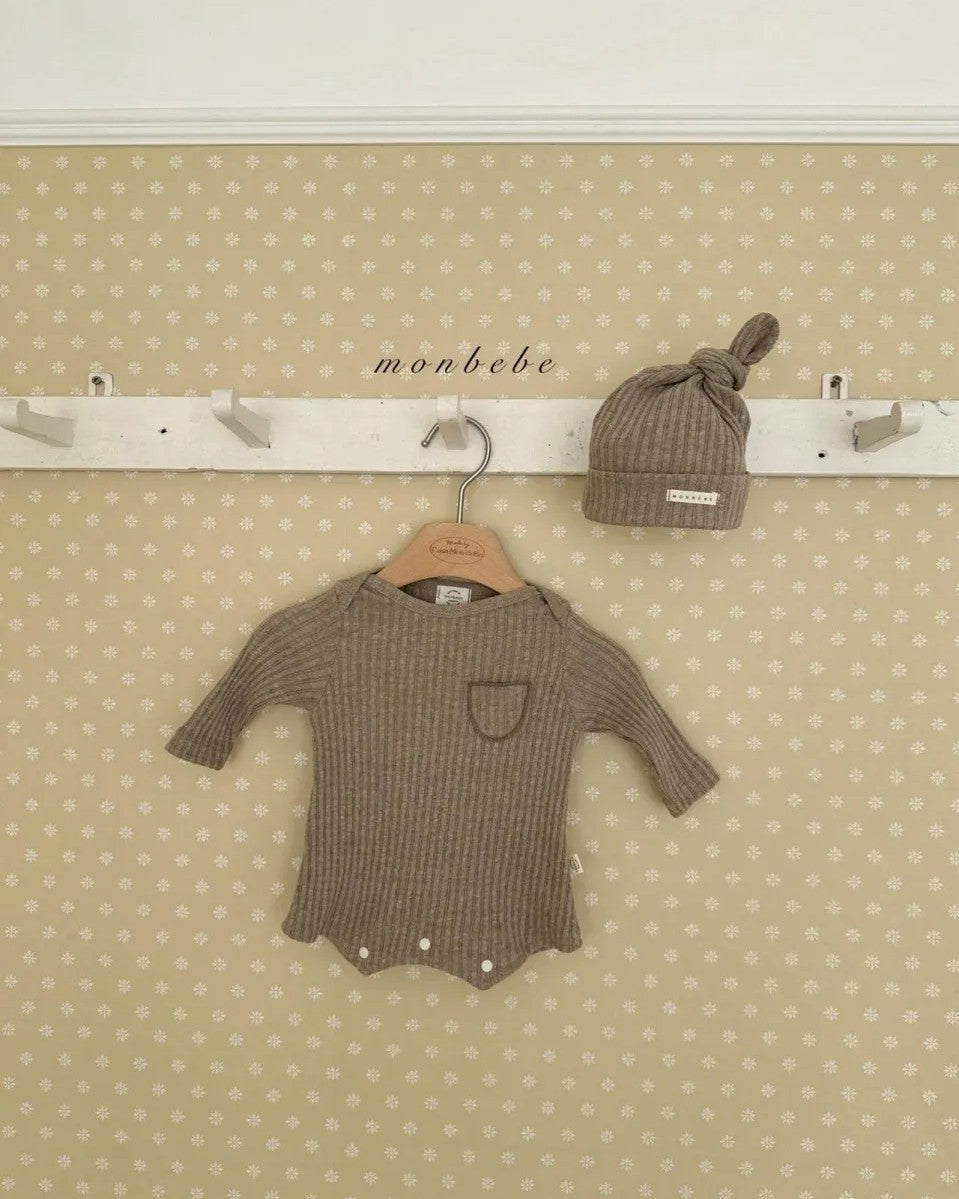 予約[monbebe]Leo Boy Suit (beanie Set)