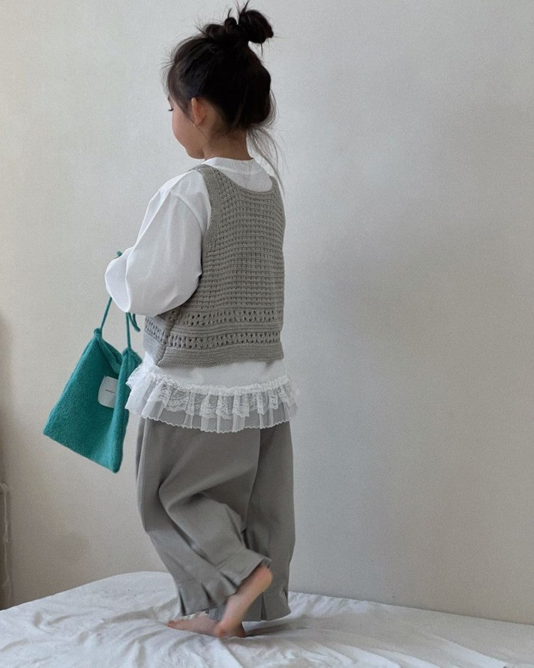 裾タックボリュームパンツ