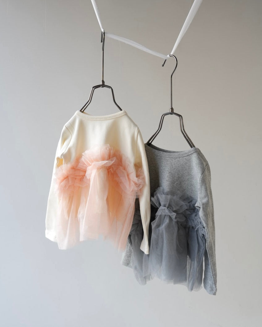 チュールフリルトップス