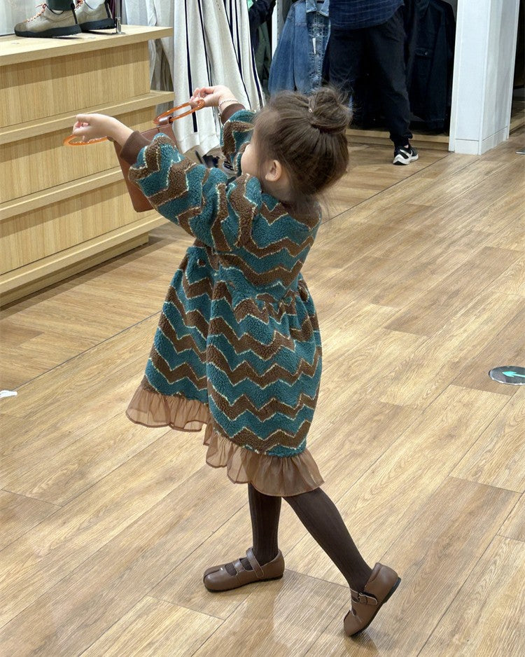 裏起毛ジグザグボアワンピース