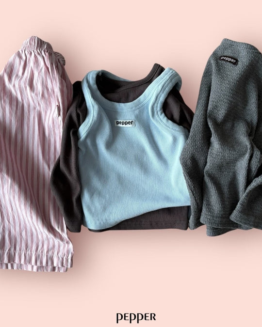 [pepper]bom bom tank-top