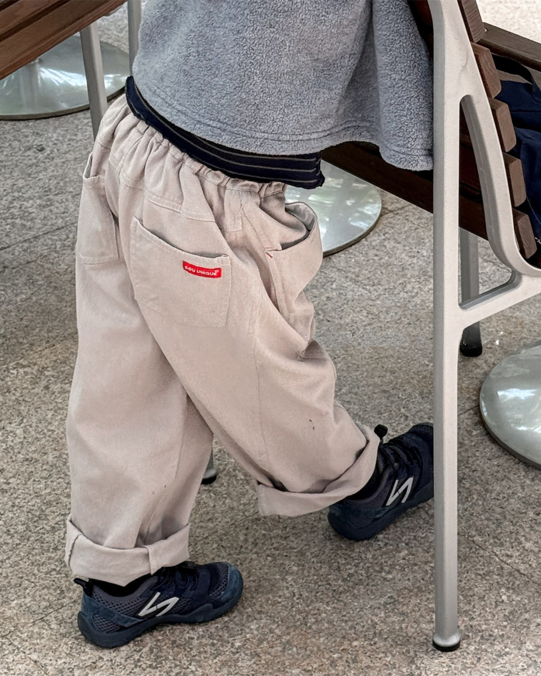 RedPointテーパーパンツ