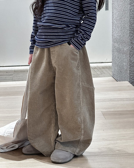 コーデュロイタックパンツ