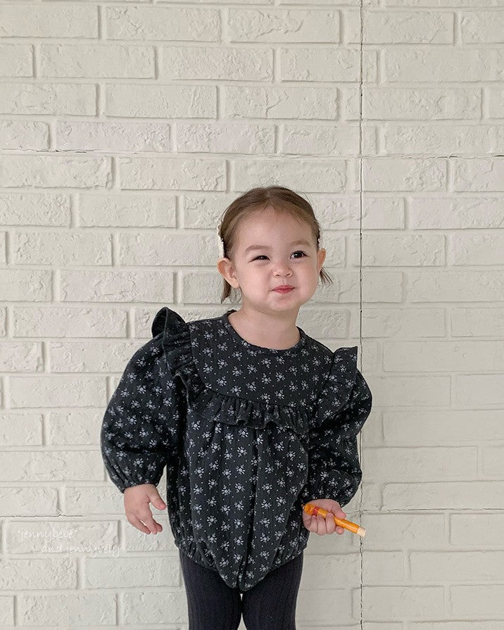 小花柄うす綿入りガーゼロンパース