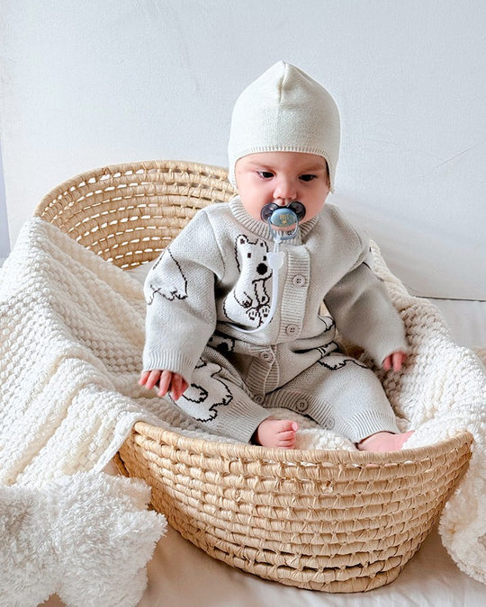 しろくまニットロンパース