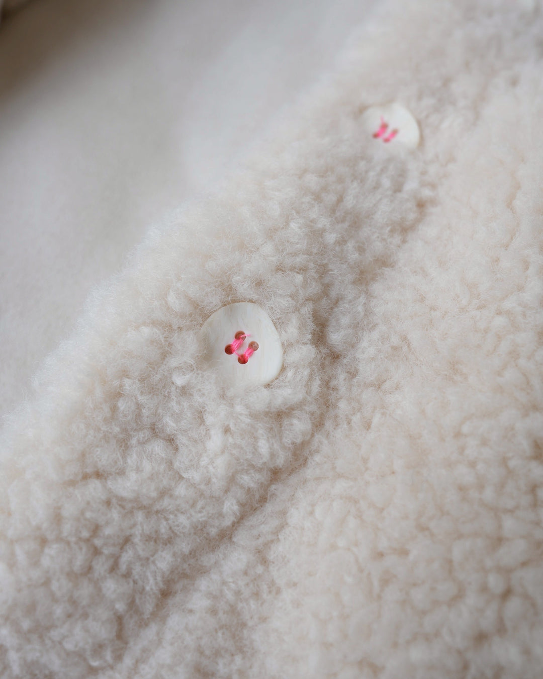 ネオンステッチボアコート