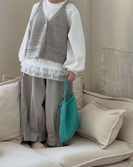 裾タックボリュームパンツ