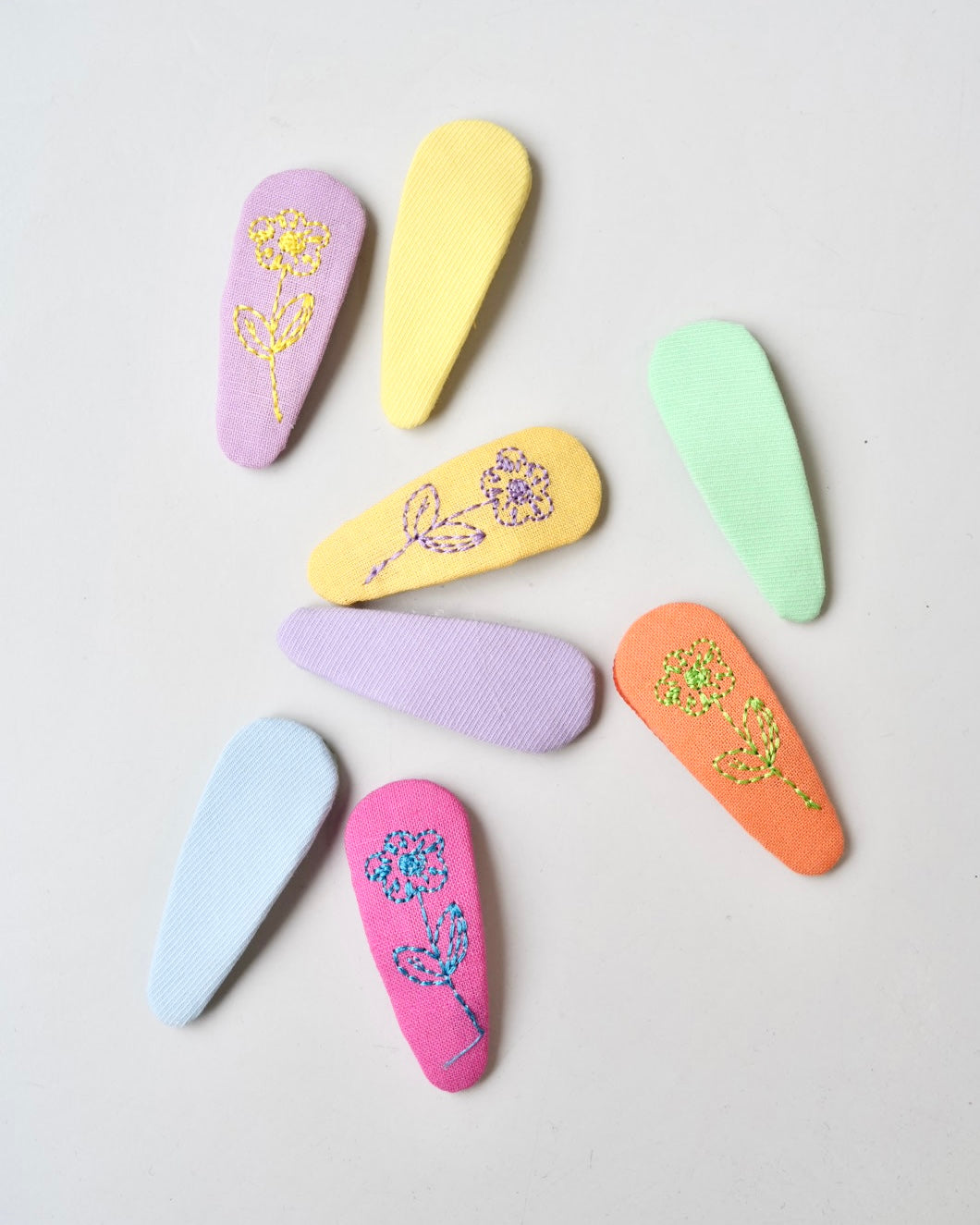 お花ステッチパッチンピン