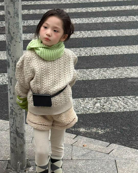 ウェービーボアショートパンツ