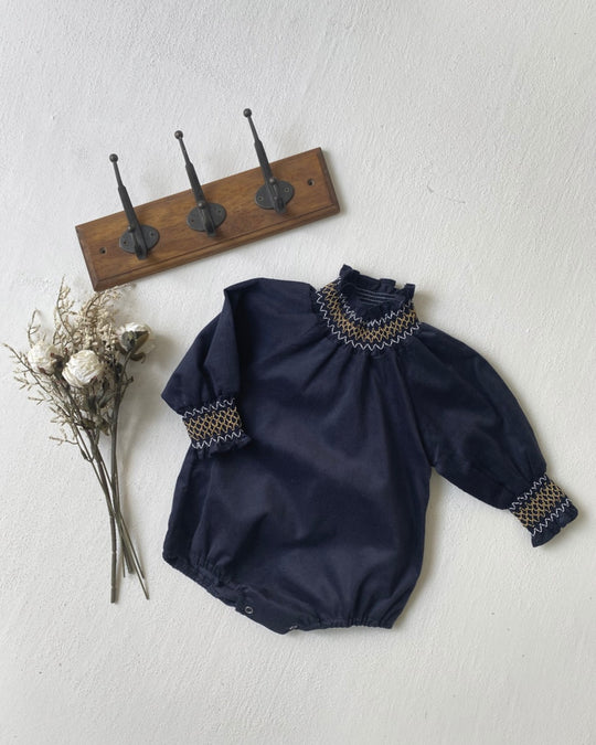 スモッキングピンコーデュロイロンパース