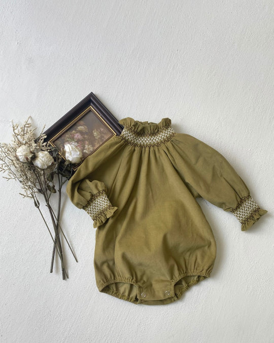 スモッキングピンコーデュロイロンパース