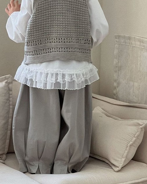 裾タックボリュームパンツ