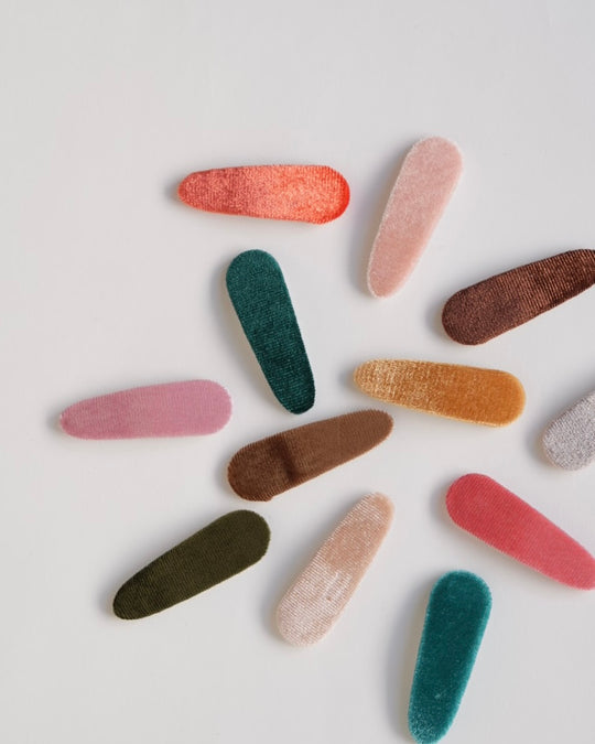 ベロアパッチンピン