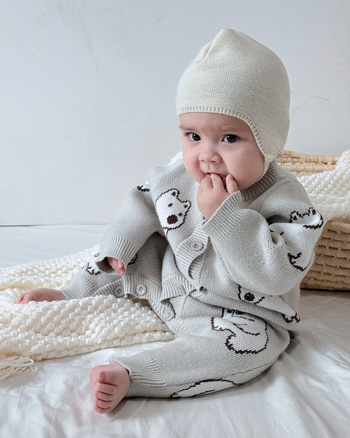 しろくまニットロンパース