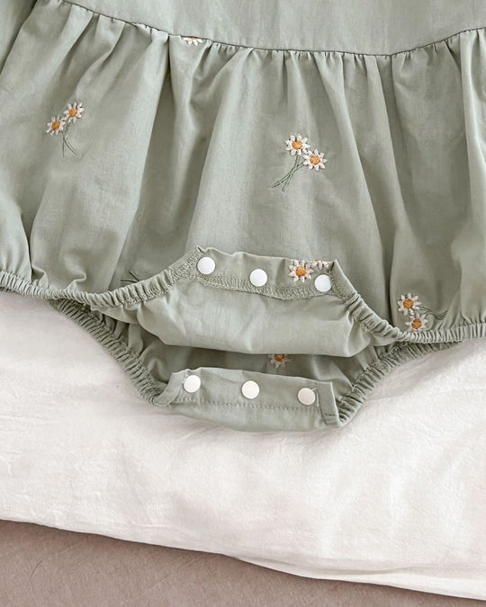 デイジー刺しゅうブラウスロンパース