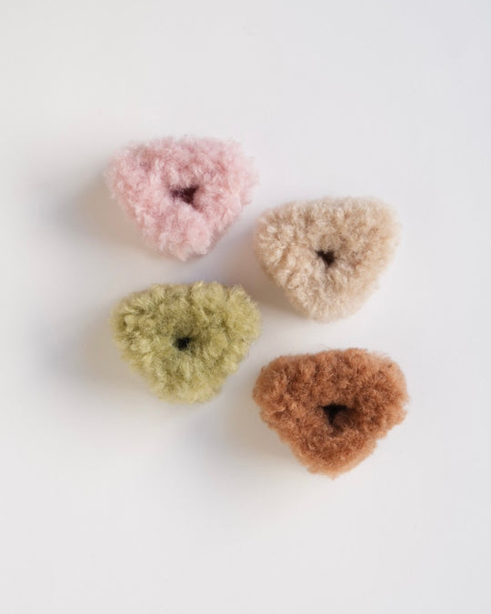 さんかくボアクリップ