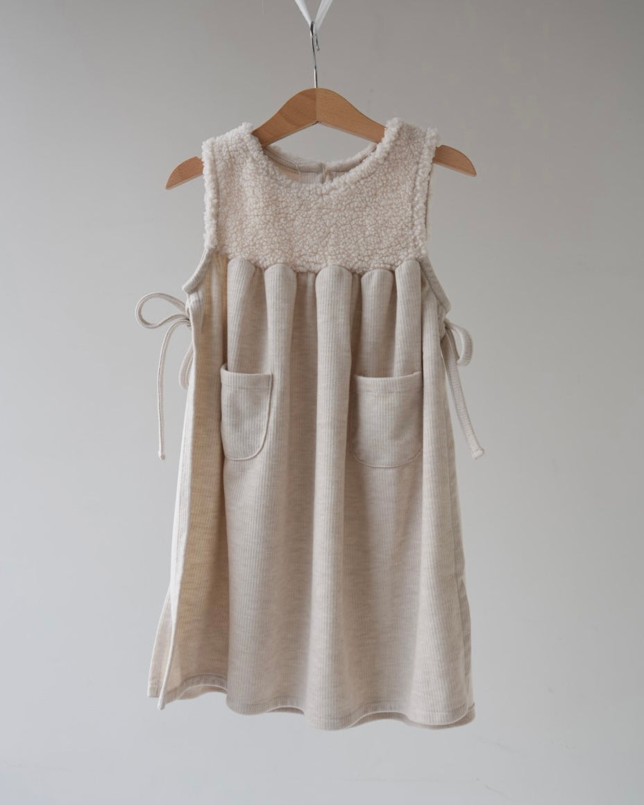 [nunu biel]boa dress