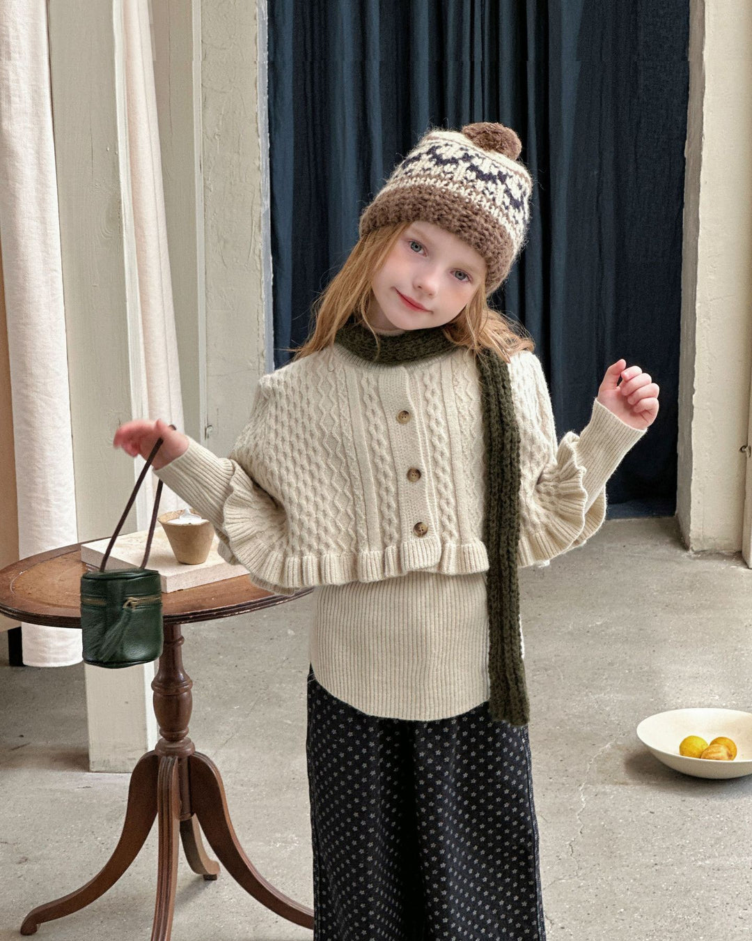 フリルケープ付リブニット