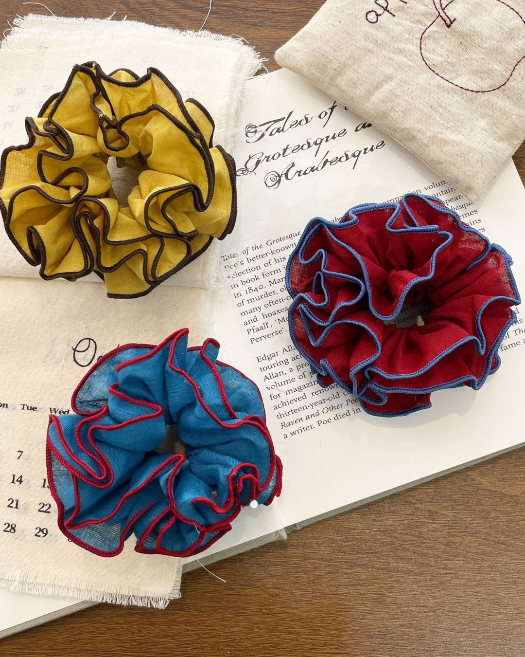 バイカラーシュシュ