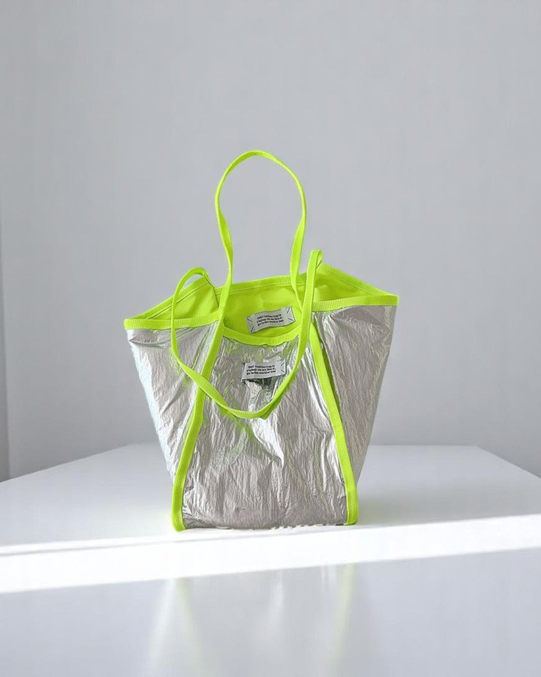 リバーシブルネオンシルバーBAG