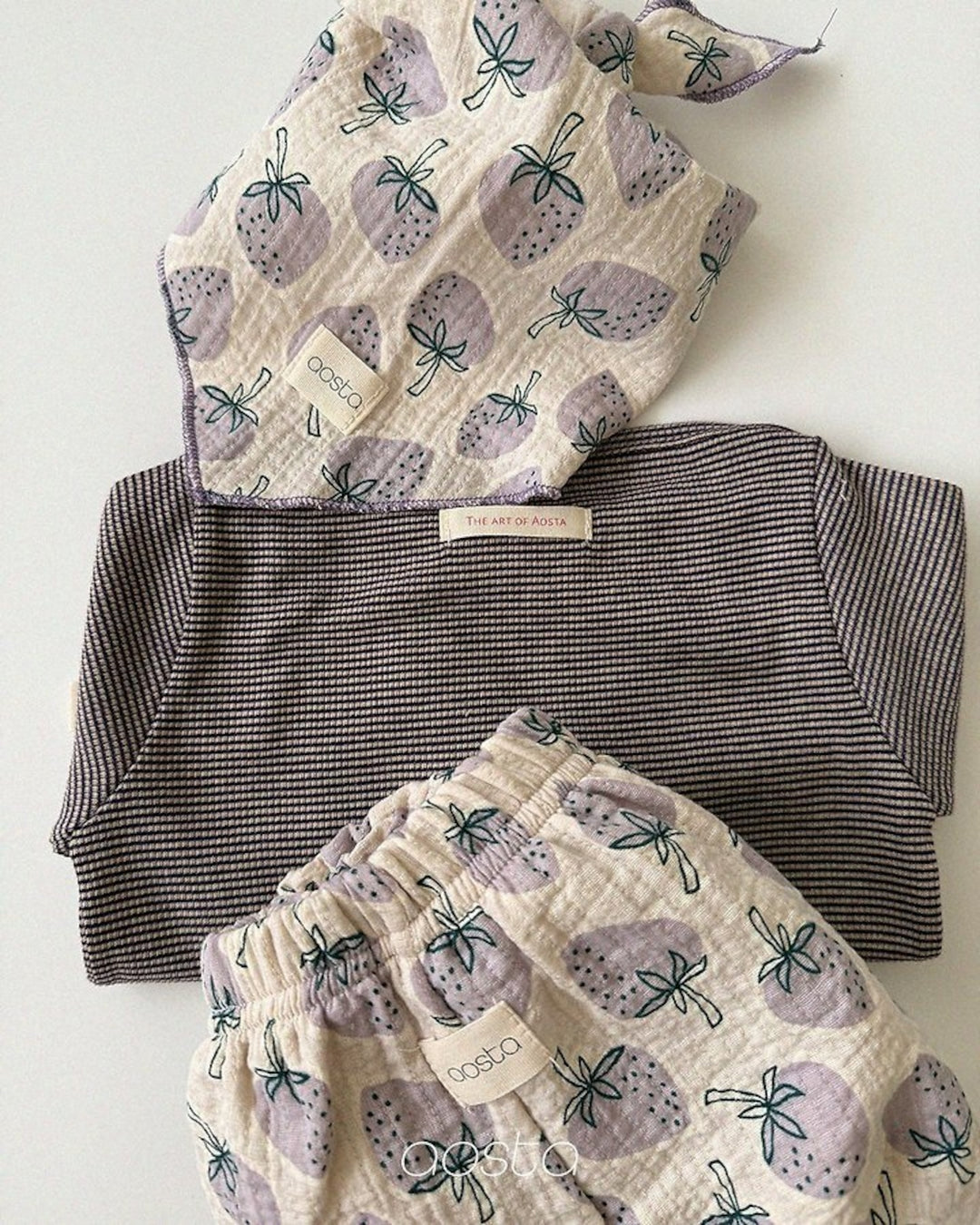[AOSTA]Strawberry Scarf