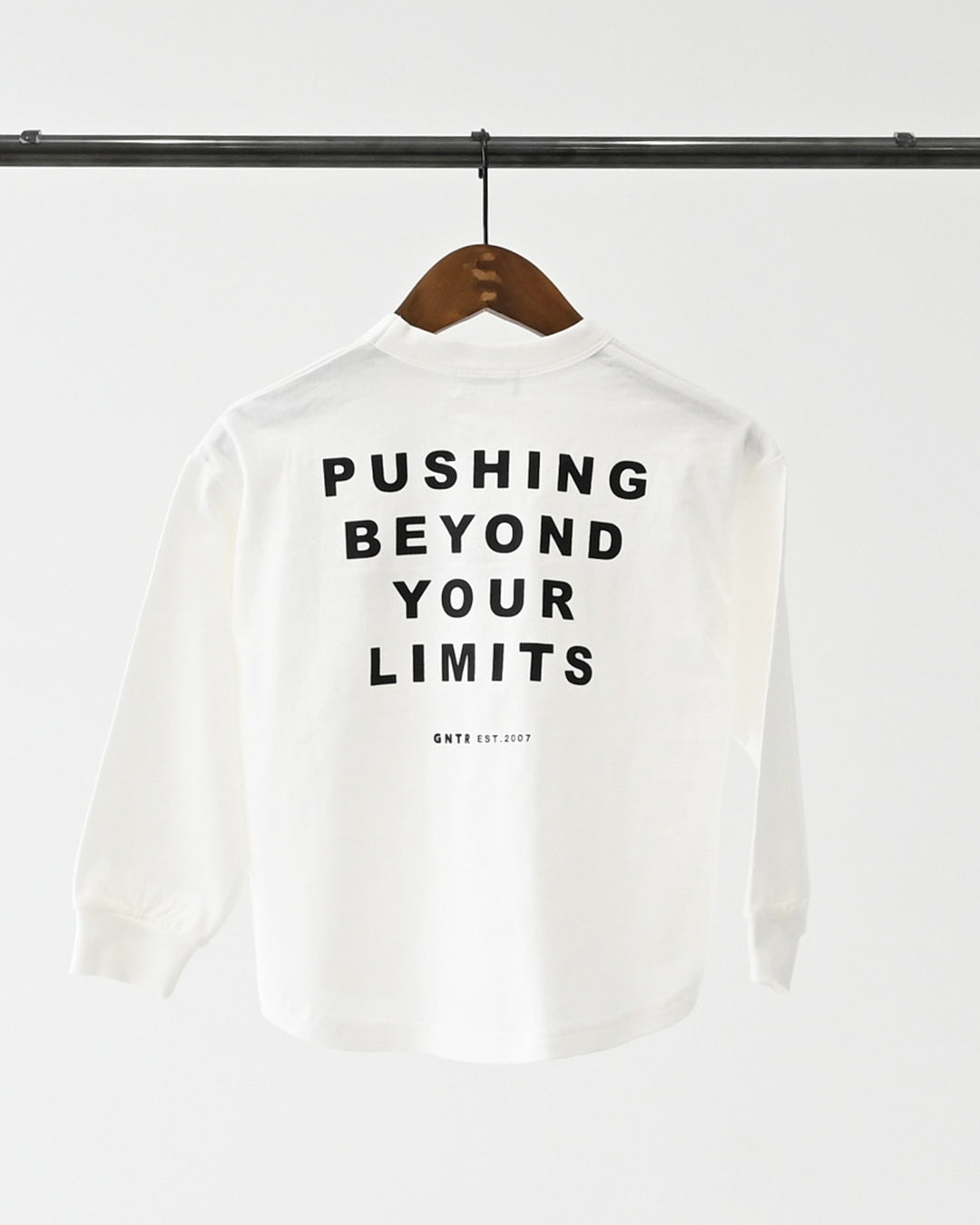 [GENERATOR]Beyond L/S Tシャツ915401