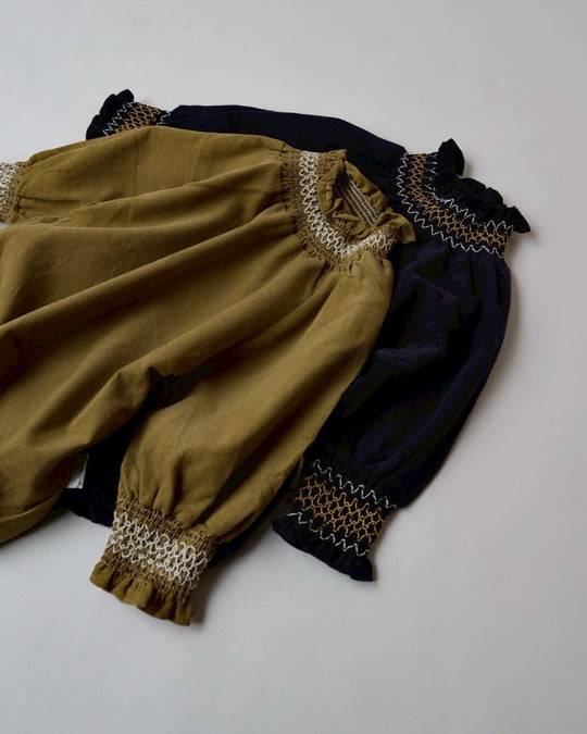 スモッキングピンコーデュロイロンパース