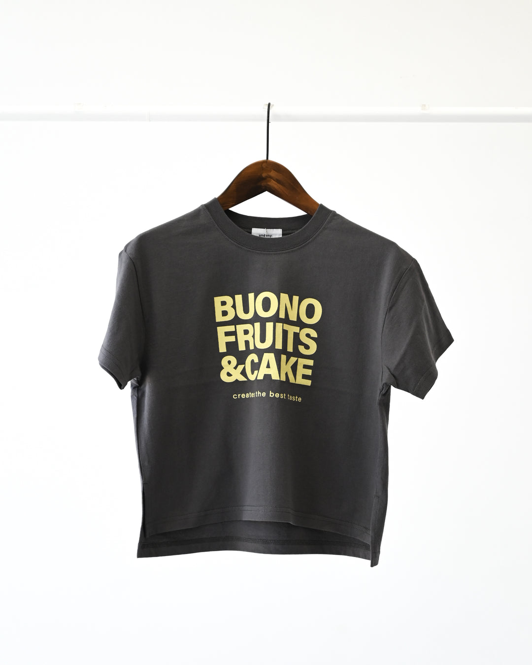 [undeny]FRUITS&CAKE Tシャツ706403